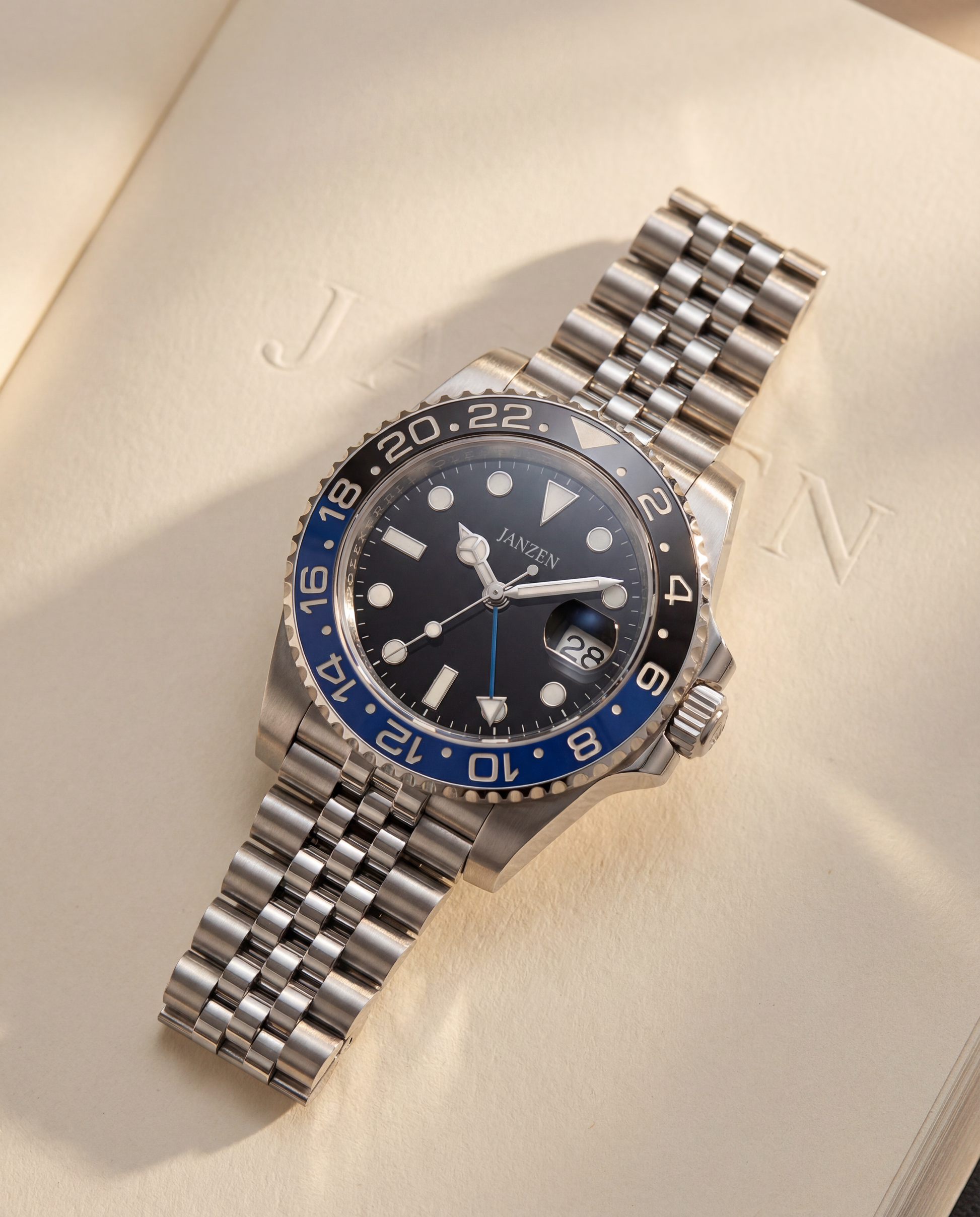 GMT International - 40mm