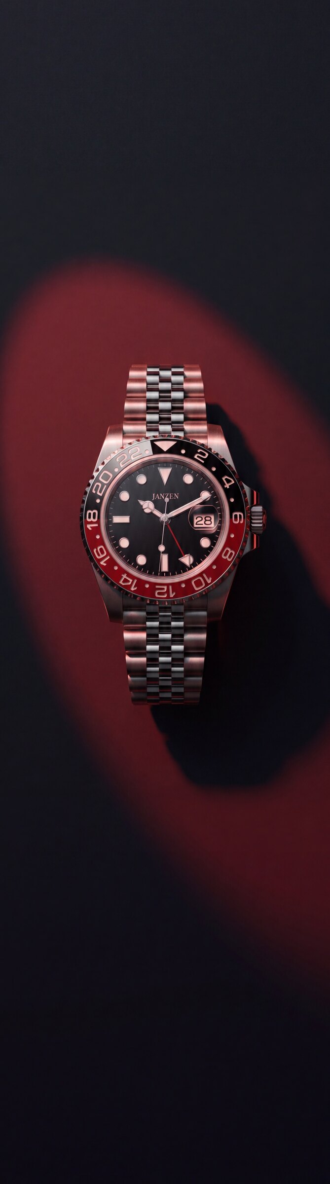 GMT International 40mm Cola — Statement-Hero hoch (web)