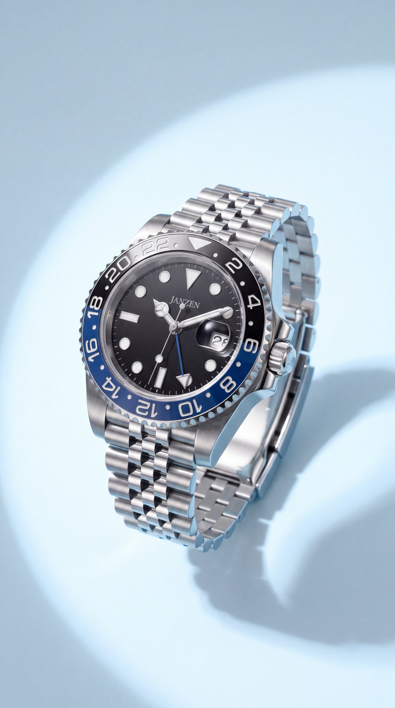 GMT International 40mm Batman — Lichtakzent hell (web)
