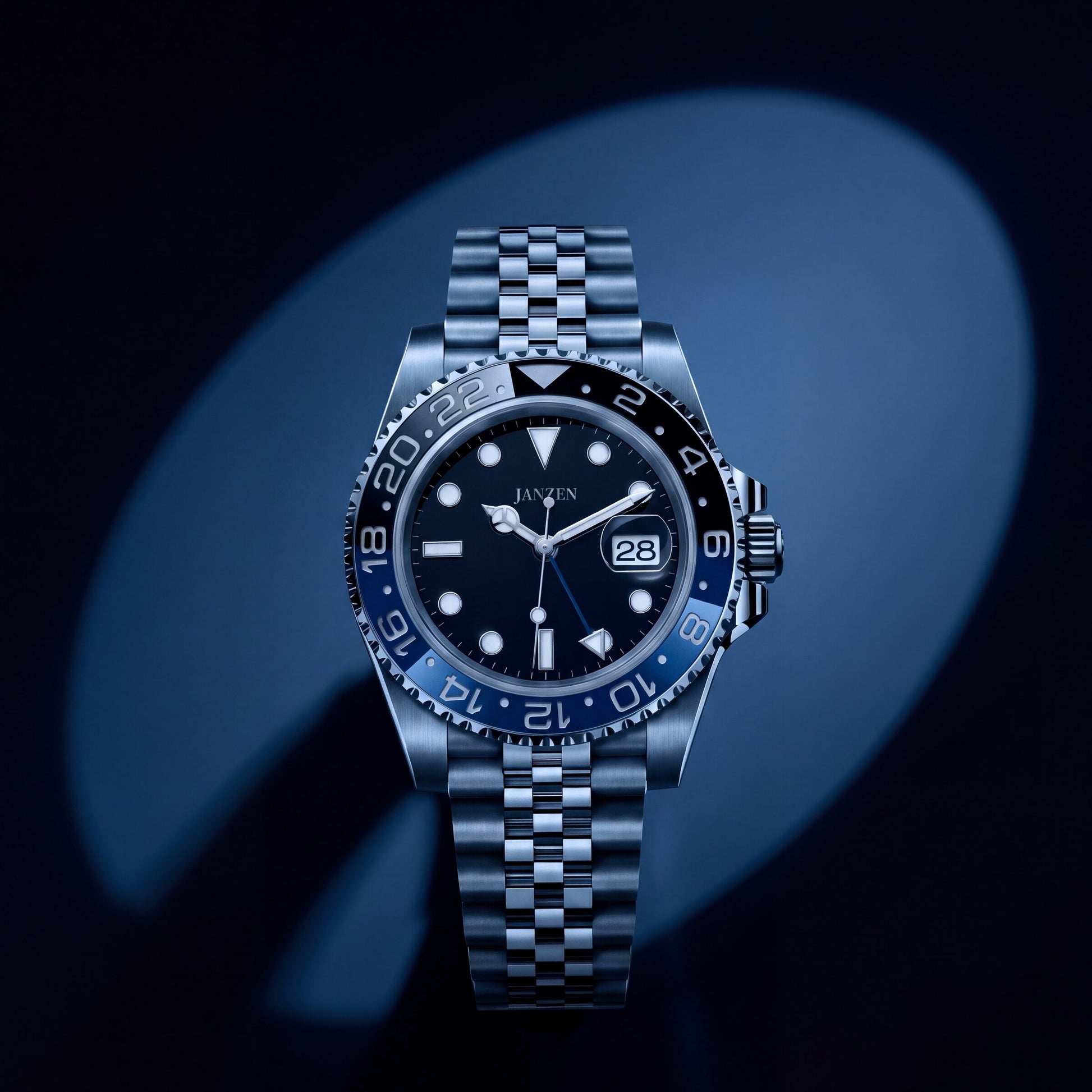 GMT International 40mm Batman — Statement-Hero Quadrat (web)