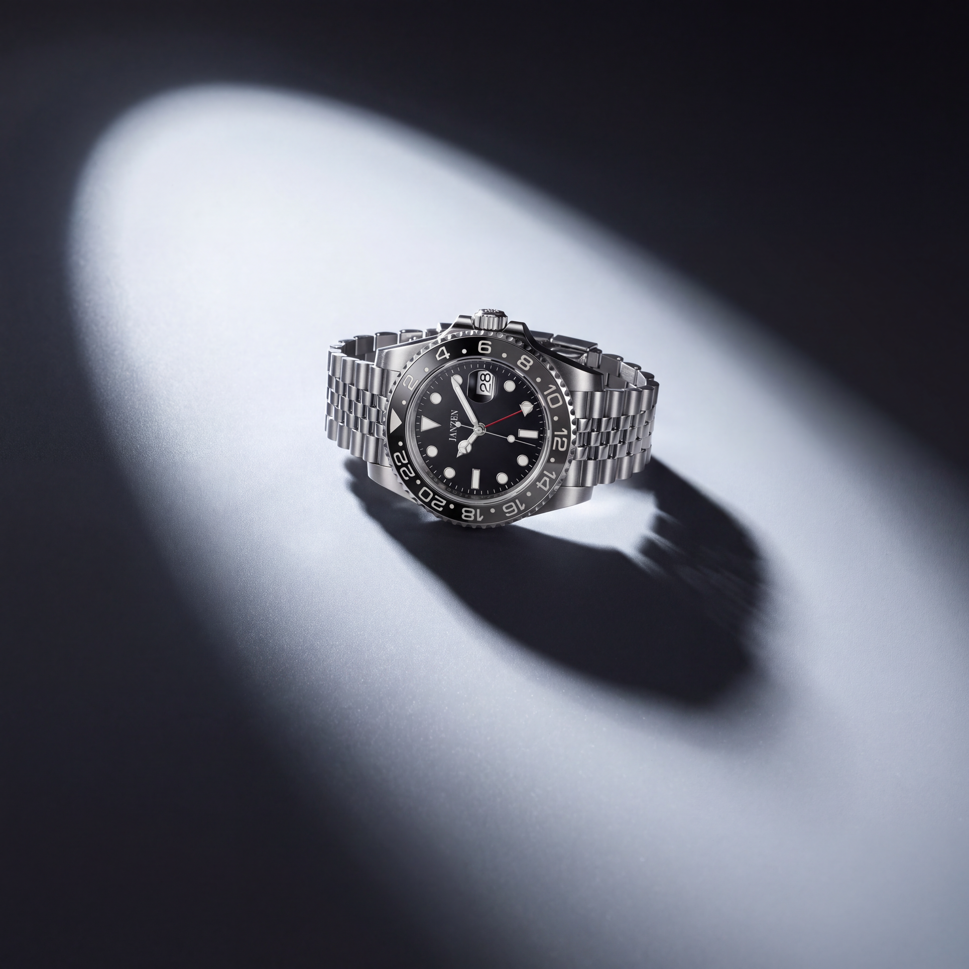 GMT International 40mm Grau — Statement-Hero Quadrat