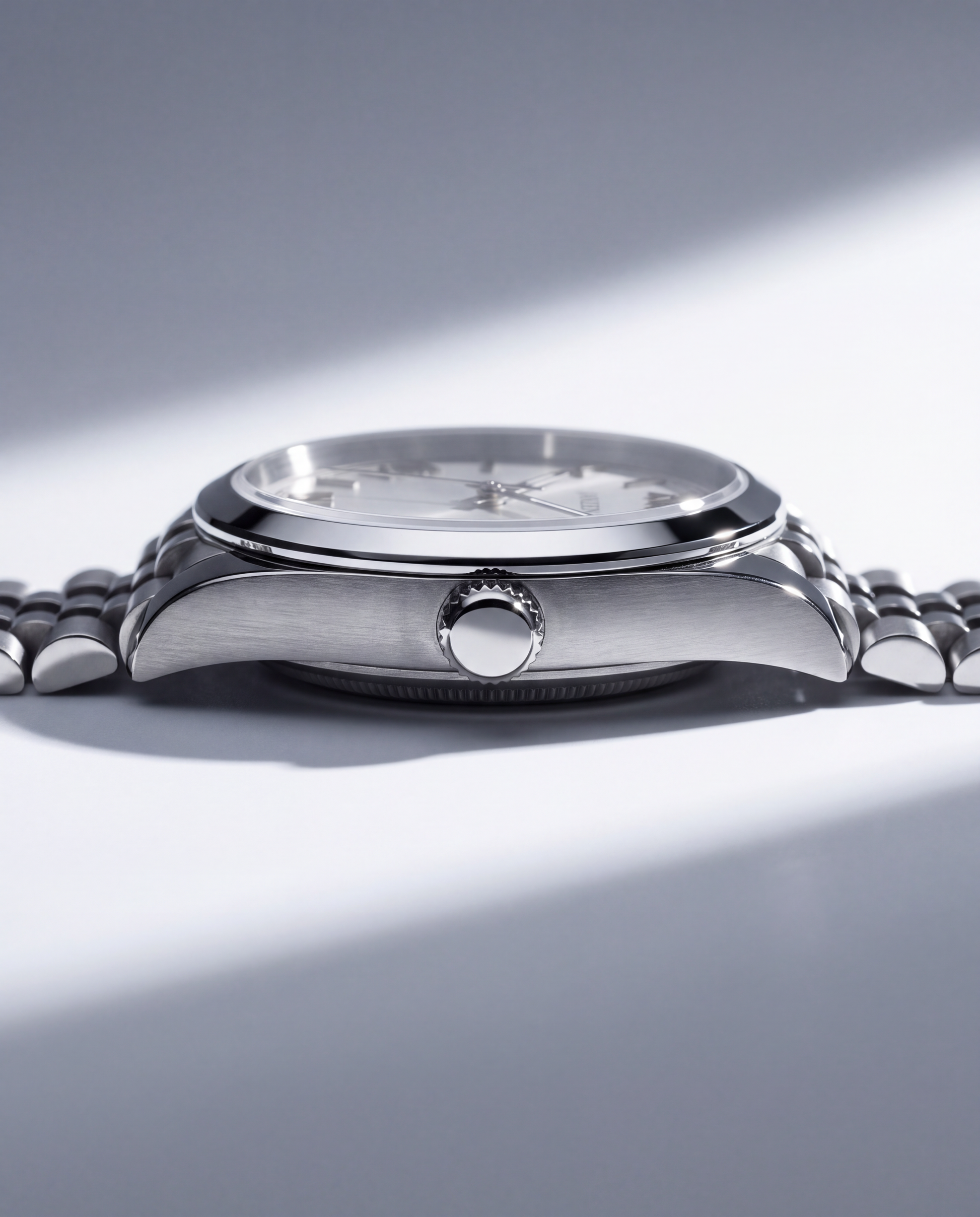 Datejust Jubilee - Roman Empire - 40mm - Gehaeuse von der Seite, Blick auf die Krone